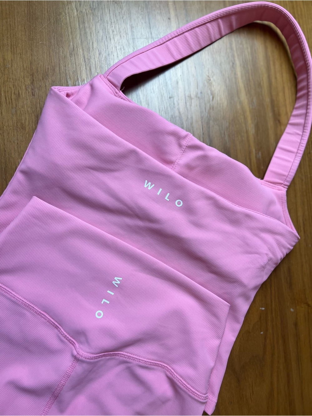 Wilo Pink set, leggings and top, size Small